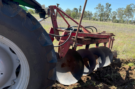 Bridging the distance: online forum empowers feedbase management